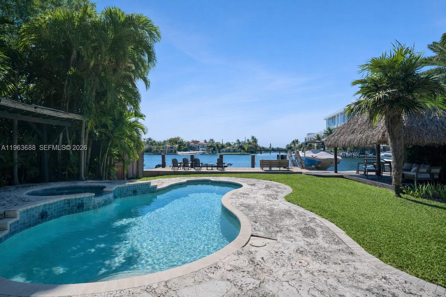 744 Lakeview Dr, Miami Beach FL 33140