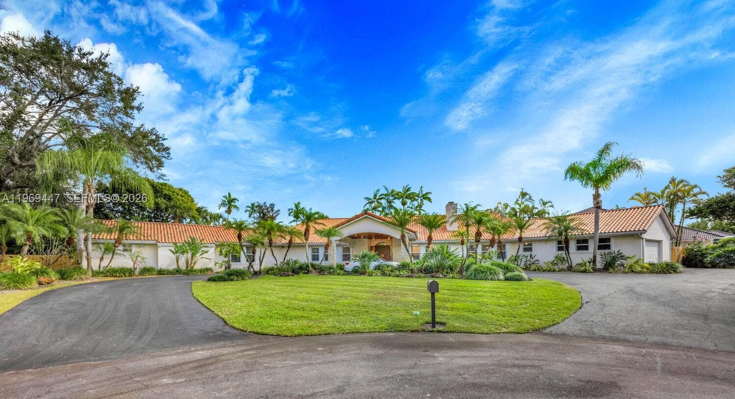 8840 SW 102nd Ter, Miami FL 33176