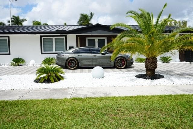 9351 SW 88th Ter, Miami FL 33176