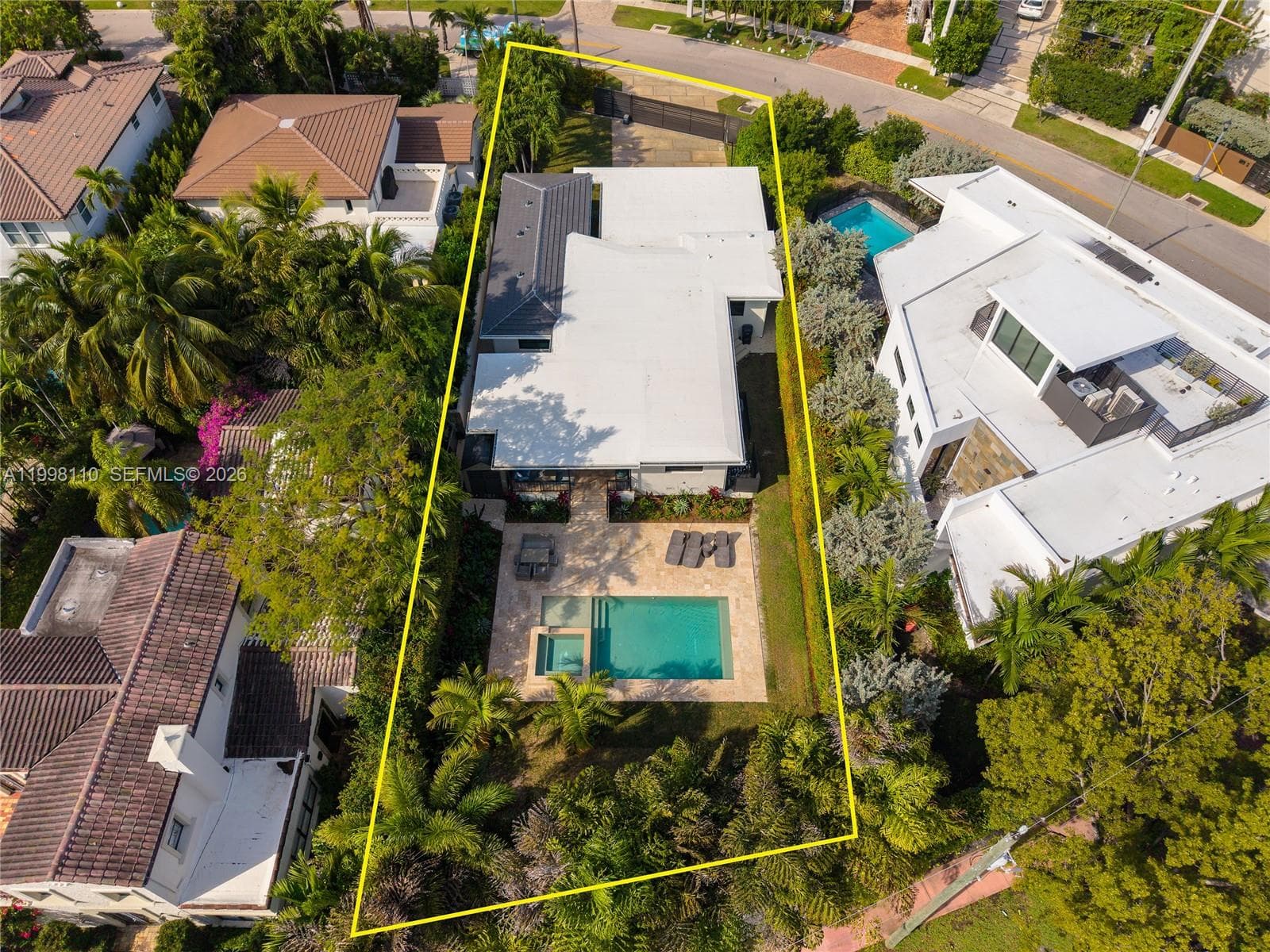 3141 N Bay Rd, Miami Beach FL 33140