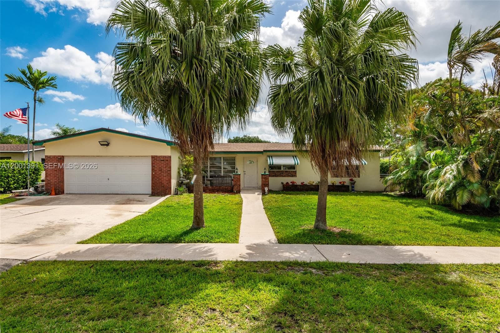 401 NW 93rd Ave, Pembroke Pines FL 33024