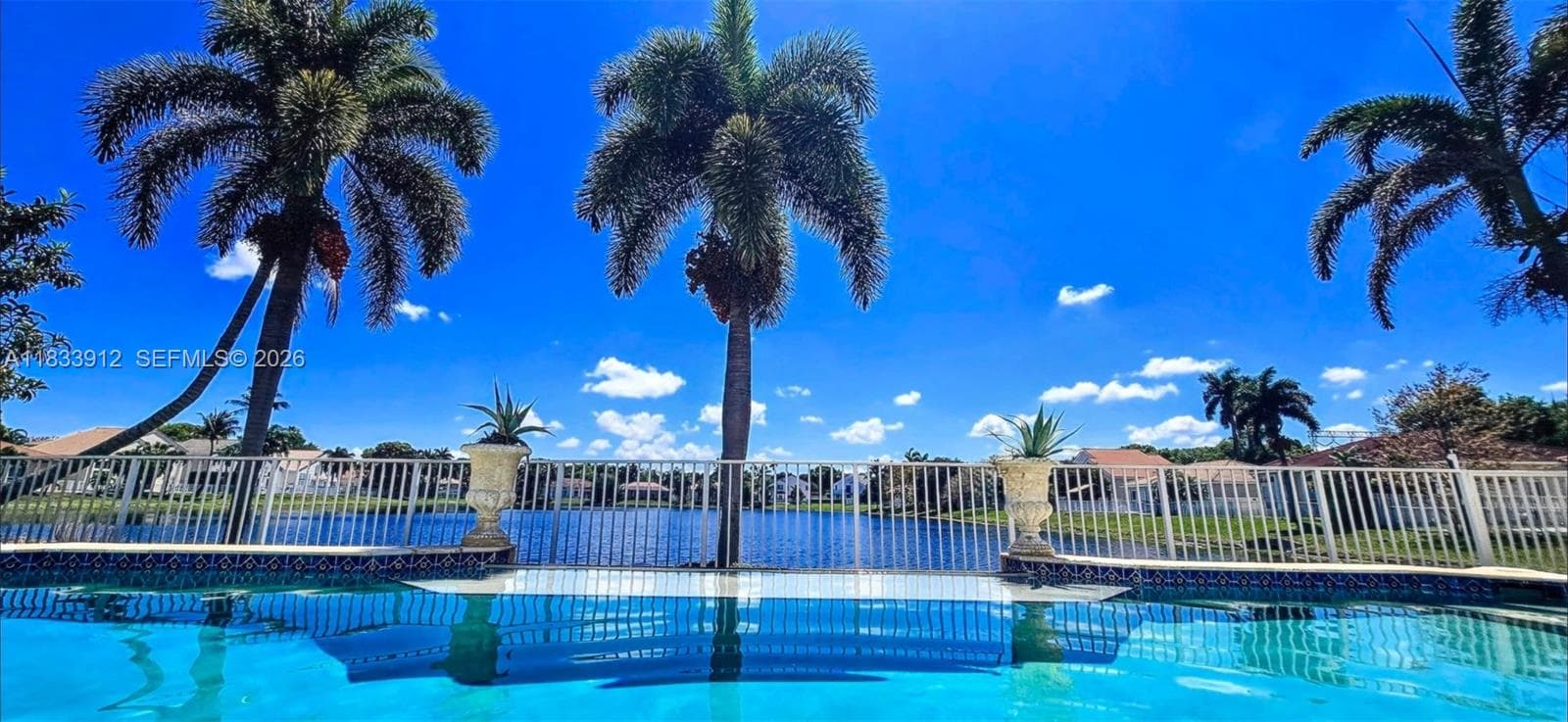 3460 SW 52nd St, Hollywood FL 33312