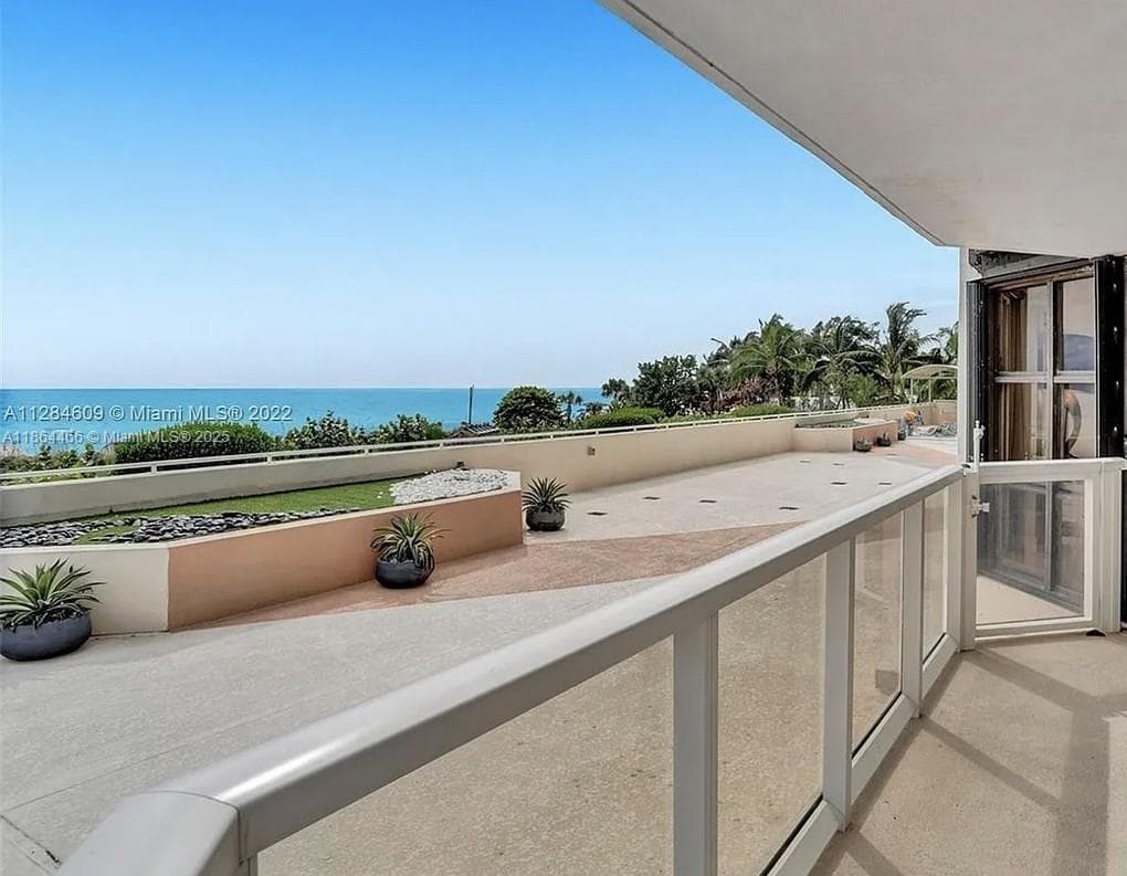 6423 E Collins Ave # 206, Miami Beach FL 33141
