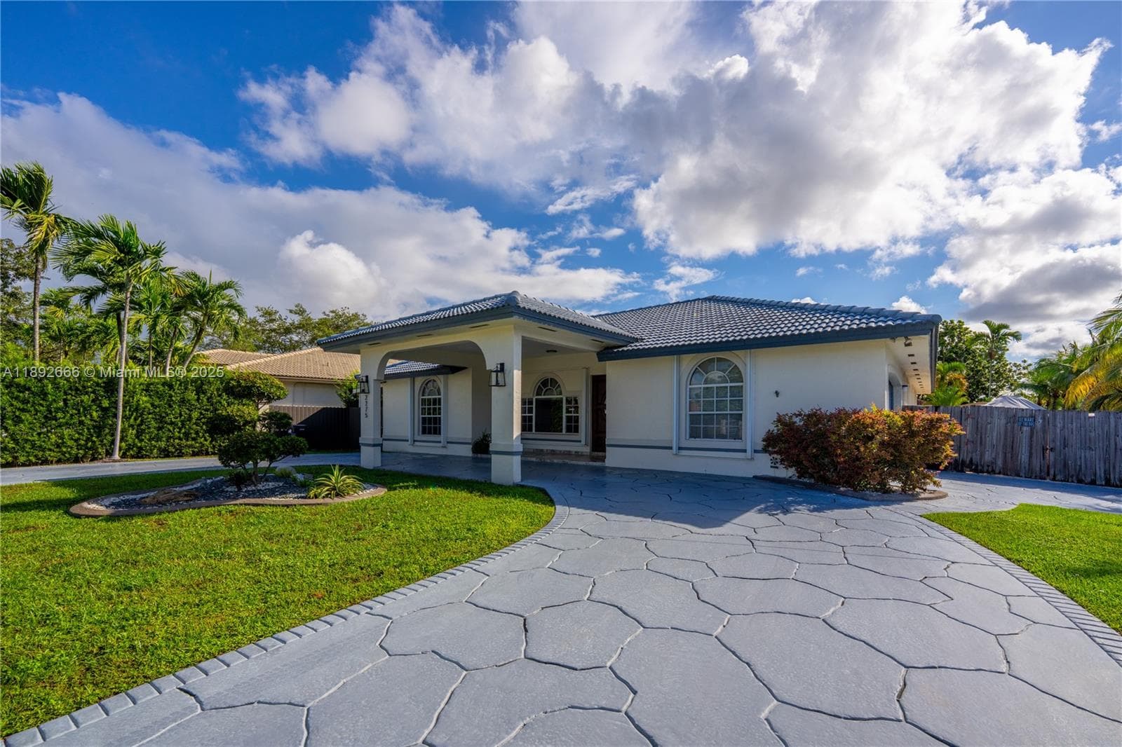 2275 SW 143rd Ct, Miami FL 33175