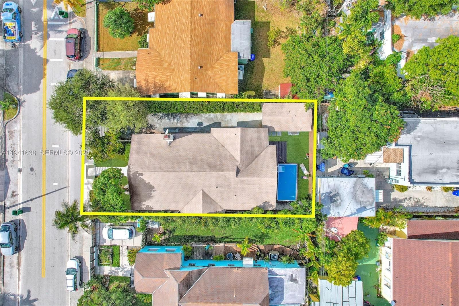 37 NW 47th St, Miami FL 33127