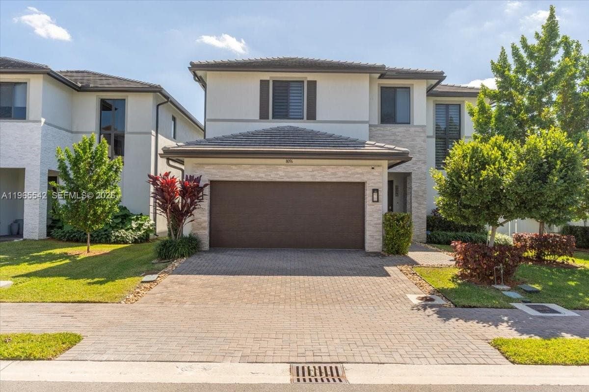 8096 NW 48th Ter, Doral FL 33166