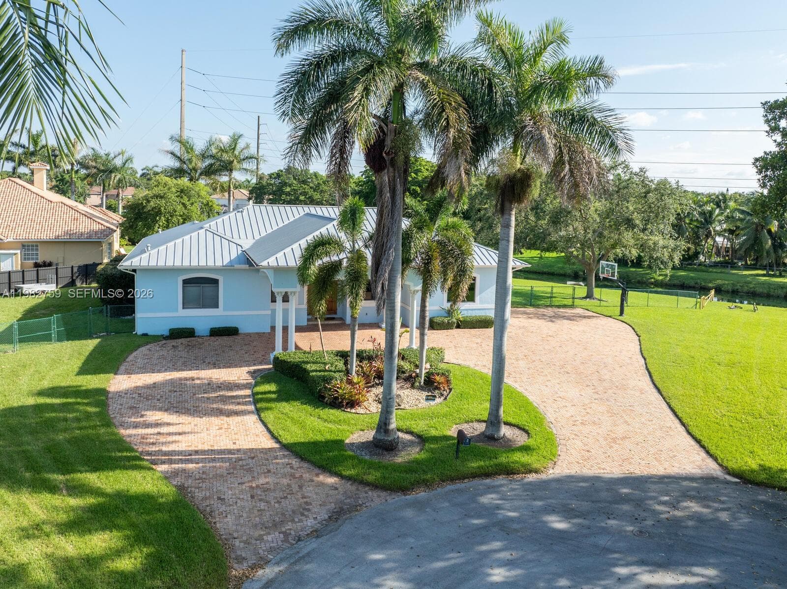 16230 SW 89th Ct, Palmetto Bay FL 33157