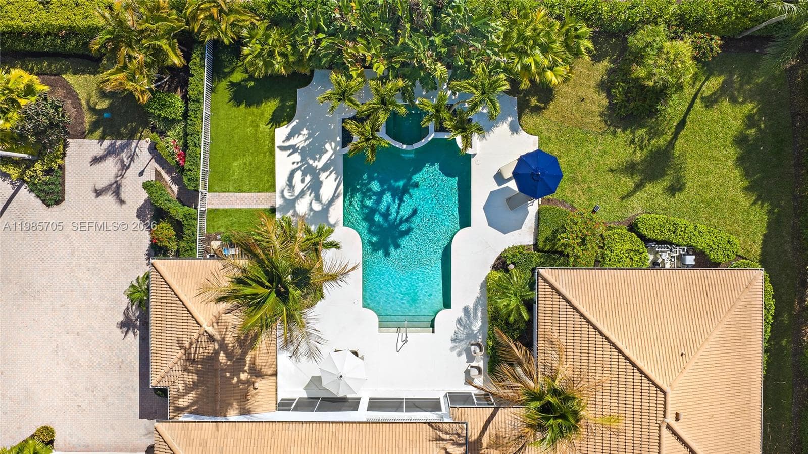 325 Eagle Dr, Jupiter FL 33477