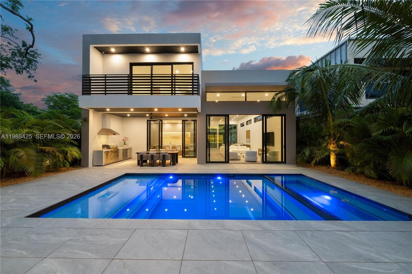 280 NW 47th St, Miami FL 33127