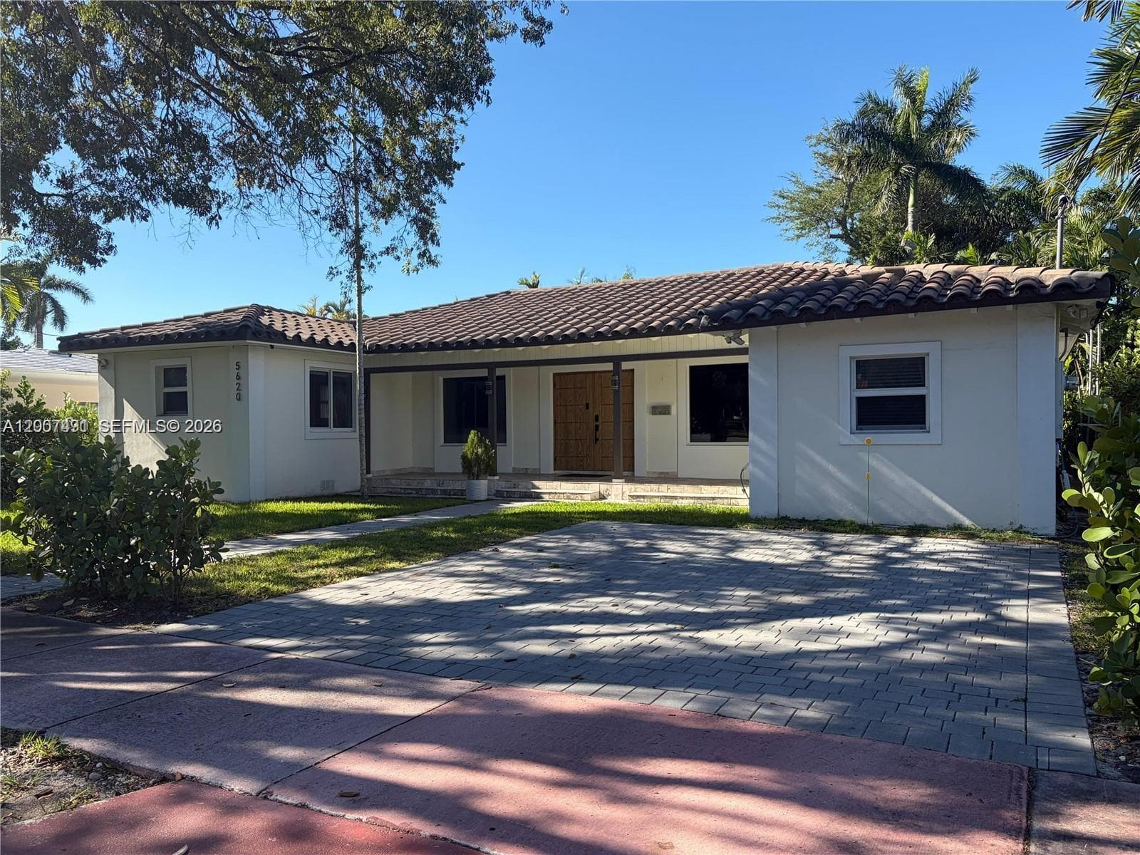 5620 Alton Rd, Miami Beach FL 33140